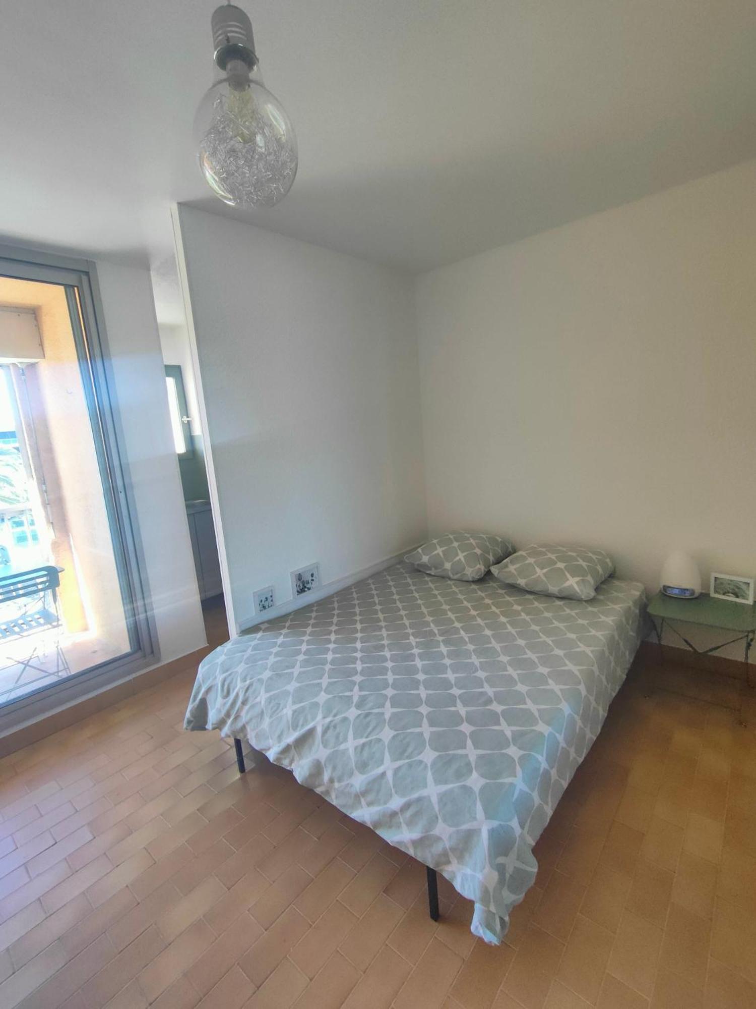 Apartment Gruissan, Cabine, Au Calme Vue Degagee Sur Marina Gruissan